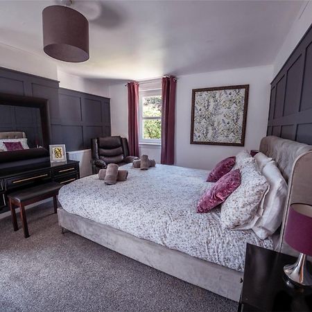 Large Country House With Garden, Outdoor Spa Area & Games Room With Hot Tub And Fire Pit Wigtown Dış mekan fotoğraf